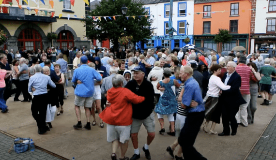 Bildschirmfoto 2023 02 25 um 17.21.43