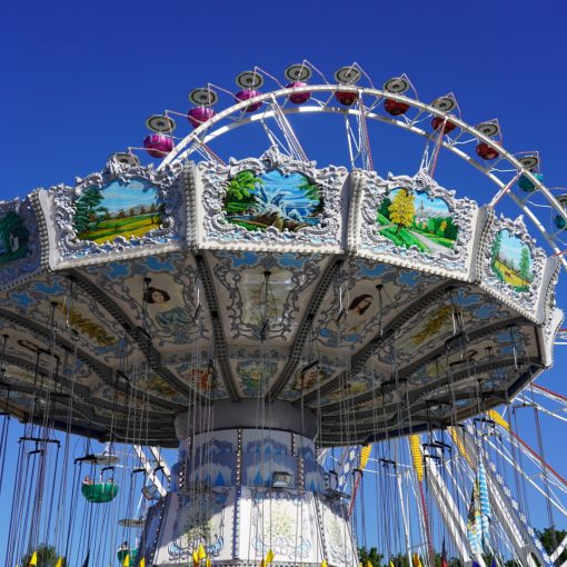 9307FD1D 0A3B 4A94 B900 83A5432743E4