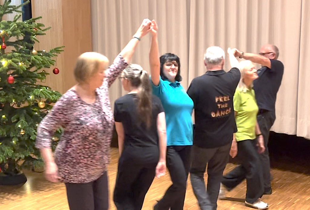 Weihnachtsfeier 2025 3 Red House of Cardiff